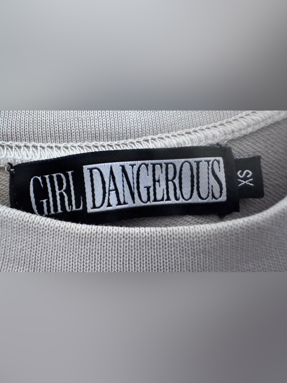 Girl Dangerous Joshua Tree Desert Bound Long sleeve crop tee XS Sand like new. - Picture 4 of 5